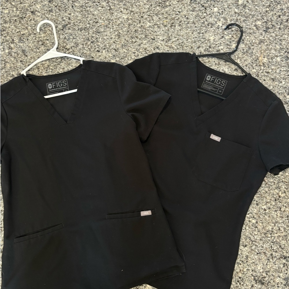 Figs Classic Black Scrub Tops